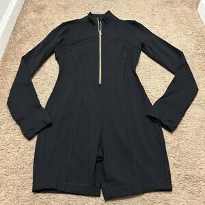 Preowned Lululemon Define Longsleeve Bodysuit Lion Size 6